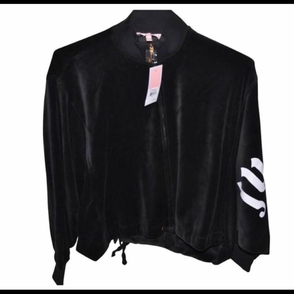 LOOKING FOR THIS IN A MEDIUM!!!!